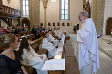 Feier der 1. Heiligen Kommunion in Sankt Crescentius (Foto: Karl-Franz Thiede)